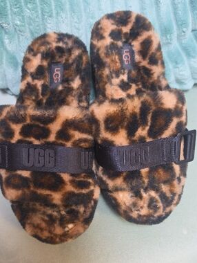 UGG Leopard Faux-Fur Slide Sandals in Brown and Black